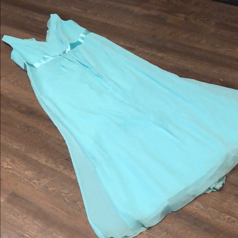 David’s Bridal Spa Blue Evening/Bridesmaid Gown